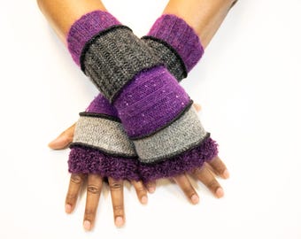 Upcycled Wool Fingerless Gloves: Fleece Lined Eco-Conscious Hand Warmers in Plum and Gray