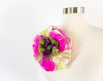 Handmade Felted Flower Brooch: Hot Pink & Green Merino Wool Pin