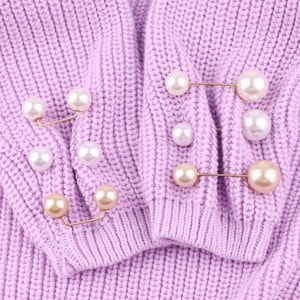 Pearl Pin Button: Knitwear Scarf Fastener - Chic Cardigan Clip