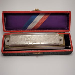 Винтажный антиквариат "Хромоника".