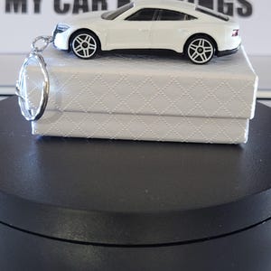 Audi etron gt keyring