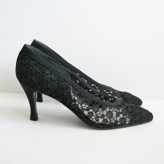 stuart weitzman lace heels