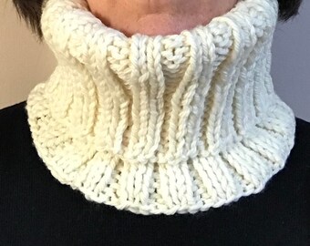 Soft Squishy Wool Cowl