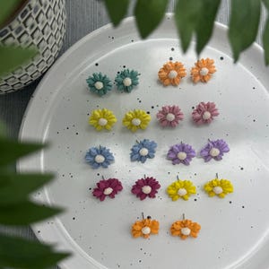 Handmade Daisy Studs: Polymer Clay Flower Earrings