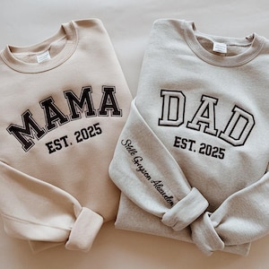 Embroidered Mom and Dad Matching Sweatshirts Mama Sweatshirt, Pregnancy Announcement, Mother&#39;s Day Gift for Mom, Dad Gift, Mom Birthday Gift