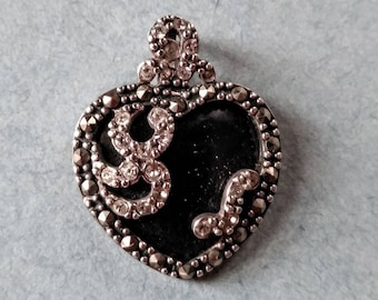 Vintage charm 1980s black flecked aventurine heart-shaped stone with rhinestones, marcasite and sterling silver