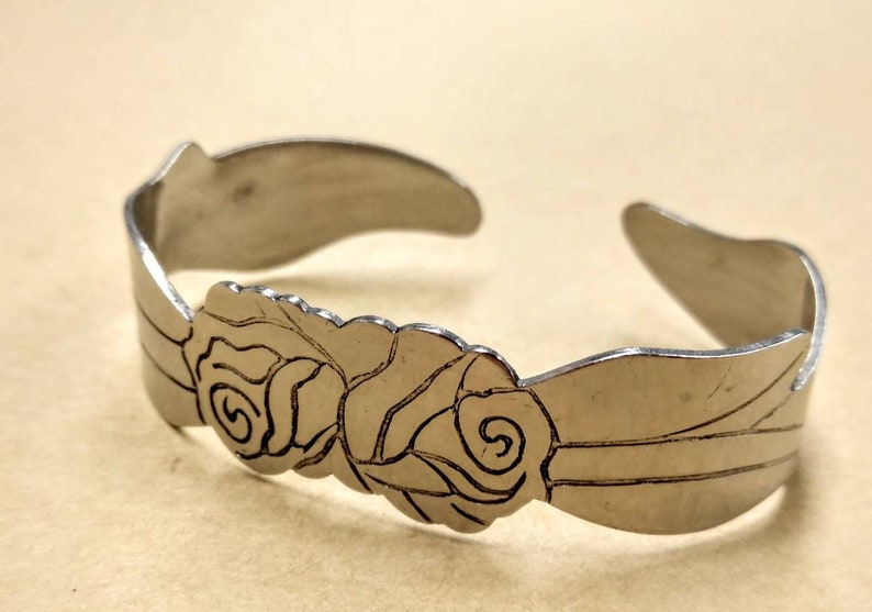 Vintage 1951 Samuel Bastio two rose cuff bracelet image 1