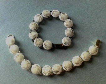 Vintage white acrylic swirl design sewing buttons re-purposed flat pad bracelet design FREE S&H