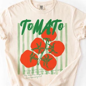 Tomatskjorta, tomatflicka sommar, trädgårdskjorta, bondens marknad, present till trädgårdsmästare, trädgårdsskötsel t-shirt, tomat t-shirt, tomat Ivory