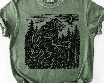 Werewolf Shirt, Vintage Werewolf, Retro Halloween TShirt,  Dark Art Tee, Grimdark T Shirt, Goth T-Shirt, Werewolf Tshirt, Halloween Shirts