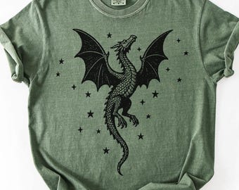 Dragon Shirt, Flying Dragon TShirt, Fantasy T-Shirt, Dragon Rider Gift, Dragon Lover, Gift for Book Reader, Bookish T Shirt, Dragon Shirts