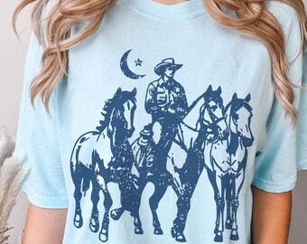 Cowboy Shirt, Western TShirt, Retro Graphic Tee, Cowboy Horse, Country Western, Rodeo Shirt, Vintage Aesthetic, Old West T-Shirt, Distressed