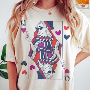 Playing Card Shirt, Queen Card TShirt, Hearts T Shirt, Valentines Day, Playing Cards Top, Retro Graphic Tee, Vintage Aesthetic, Sunglasses