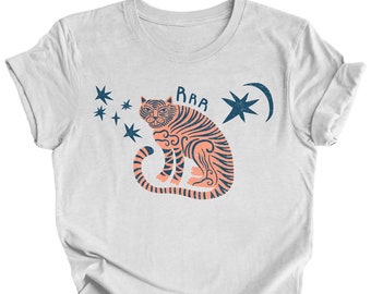 Tiger Shirt Retro Tiger Graphic Tee Eclectic Tshirt Funky Tiger Shirt Vintage Style Trendy Boho T Shirt Bohemian Tiger Tops Tiger Lover Gift
