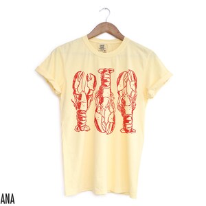 Covered in Lobsters Tipper Art T-shirt main image 1