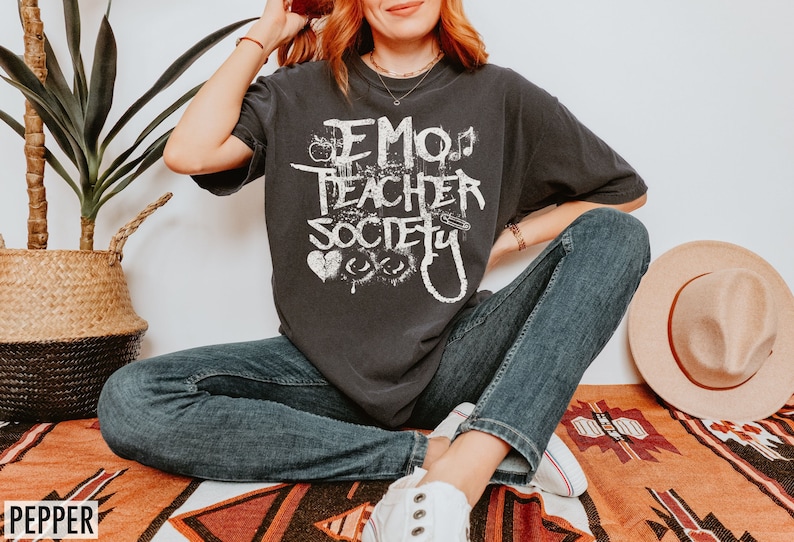 Emo Shirt, Emo Teacher Shirt, Retro Graphic Tee, Comfort Colors, Goth Teacher Tshirt, 90s Retro Tee, Y2K T Shirt, retro 2000s Shirt, Alt Tee