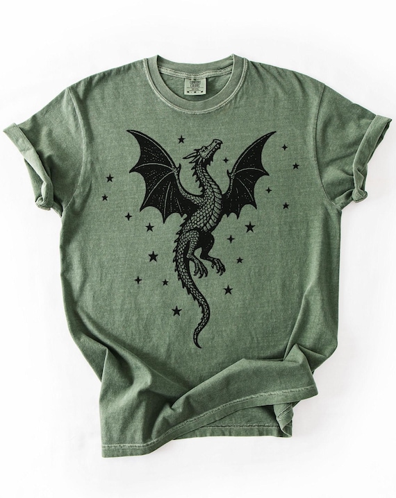 Dragon Shirt, Flying Dragon TShirt, Fantasy T-Shirt, Dragon Rider Gift, Dragon Lover, Gift for Book Reader, Bookish T Shirt, Dragon Shirts