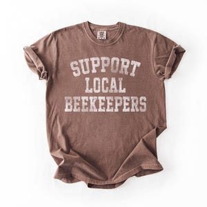 Camiseta de apicultor, camiseta de apoyo a los apicultores locales, camiseta de abejas, estética vintage, camiseta de apicultor, compra local, camiseta de apicultura Espresso