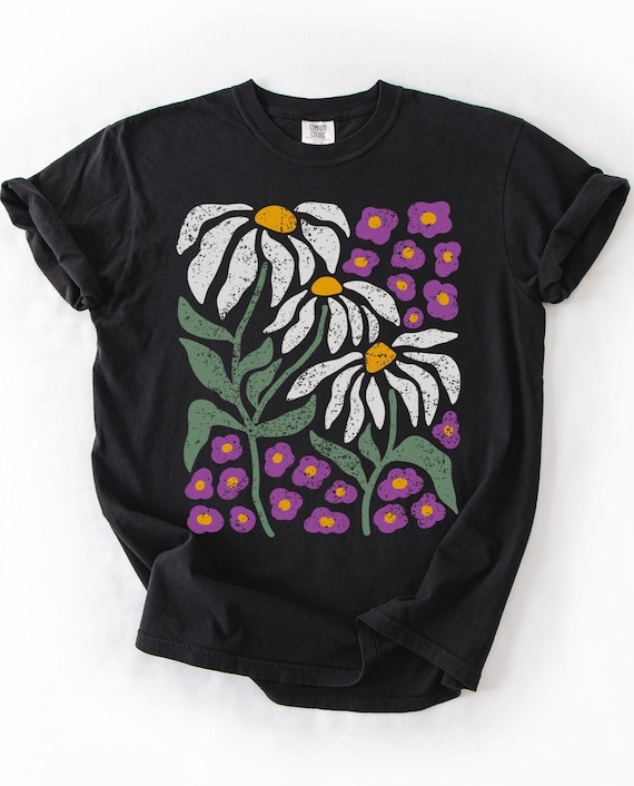 Floral Shirt, Boho Daisy Flower Tee, Botanical Tee, Wildflower Shirt, Retro Floral T-Shirt, Flower T-Shirt, Gardener Shirt, Trendy Flowers