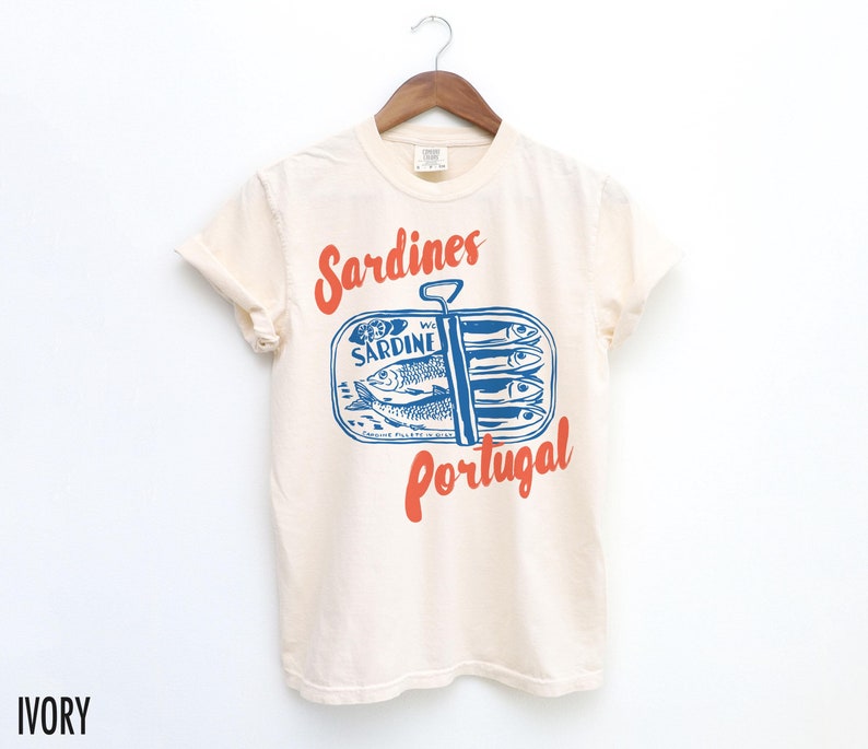 Sardines Shirt, Tinned Fish Shirt, Portugal Tshirt, Vintage Sardine, Coastal Aesthetic, Travel Shirt, Fish Shirt, Retro Graphic Tee, Europe
