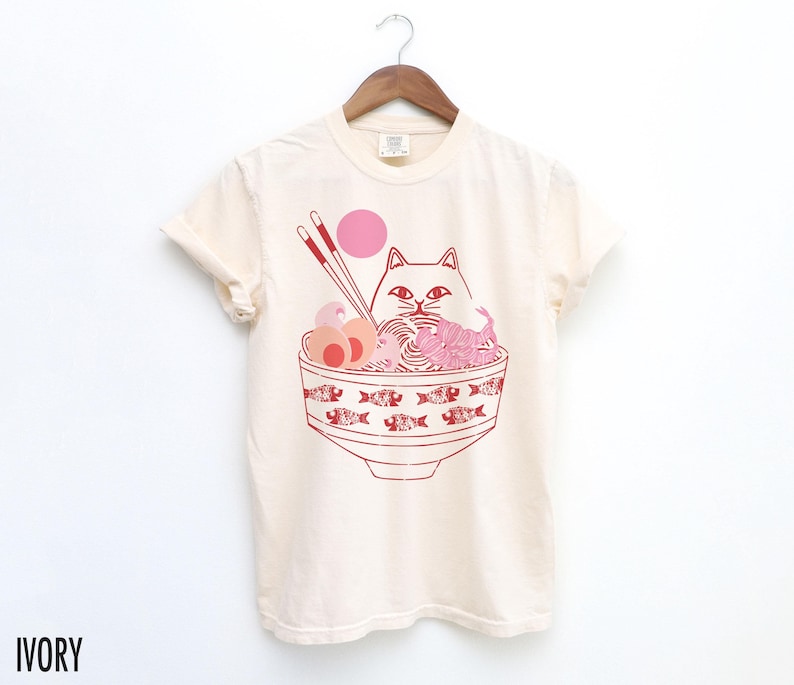Ramen Cat, Ramen Shirt, Cat Lover Tshirt, Noodle T Shirt, Japanese Aesthetic, Ramen Noodles, Foodie T-Shirt, Food Graphic Tee, Retro Tee