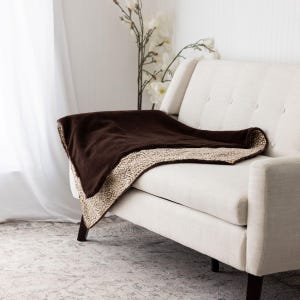 Ocelot Print Velvet Throw Blanket – Teddy Fur Sofa Decor, Exotic Home Accent image 1