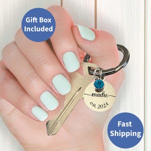 Custom Mama Keychain | Personalized Mum Keyring | Thoughtful Momma Gift | Madre Keepsake with Birthstones | Gift Boxed