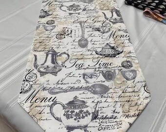 Tea -themed Table Runner