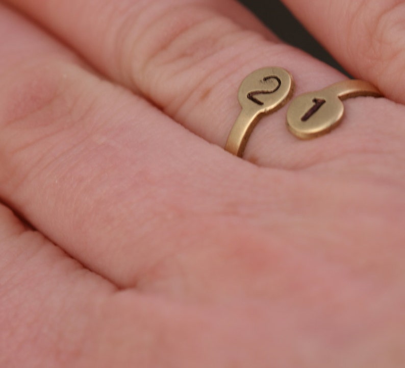 Custom Personalized Number Ring, Sports Ring, Varsity Ring, Anniversary Ring, Birthday Ring image 3