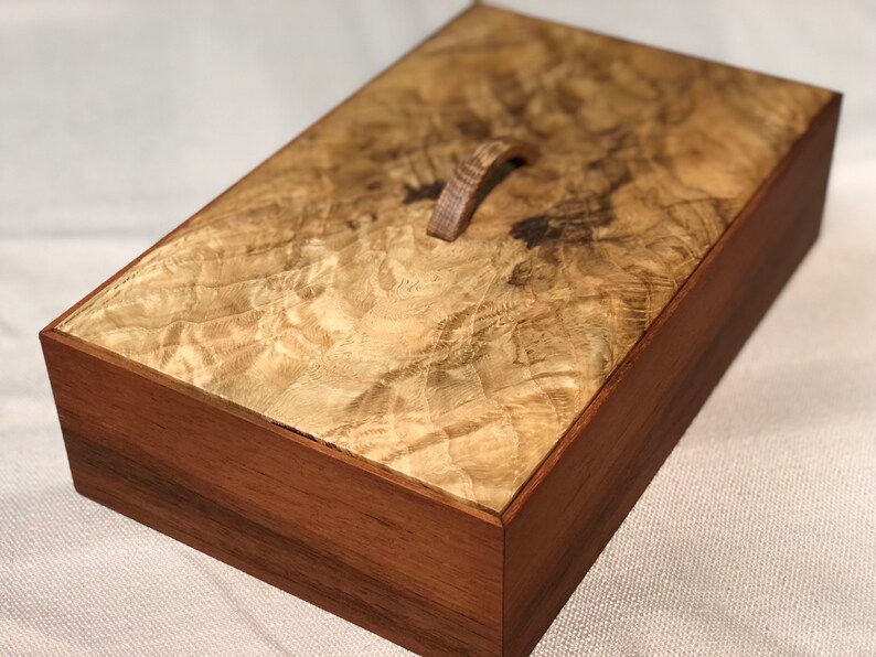 Mahogany Keepsake Box with Gnarled Oak Lid image 4