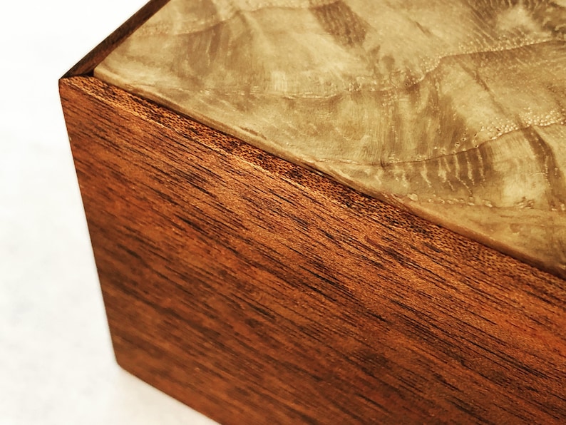 Mahogany Keepsake Box with Gnarled Oak Lid image 7