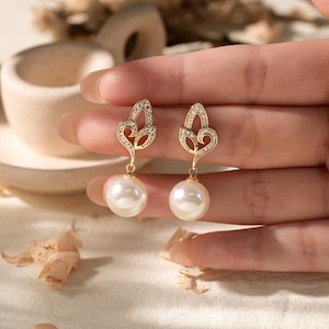 Freshwater Pearl Diamond Earrings,Silver Leaf Diamond Earrings,Pearl Drop Earrings,Bridal Earrings,Bridesmaid Gifts, Anniversary Gifts
