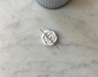 Rose Needle Minder | Magnetic Needle Minder | Magnet for Hand Embroidery | Needle Minder for Cross Stitch