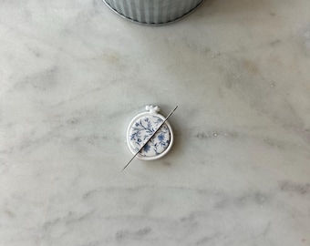 Embroidery Hoop Needle Minder | Magnetic Needle Minder | Magnet for Hand Embroidery | Needle Minder for Cross Stitch