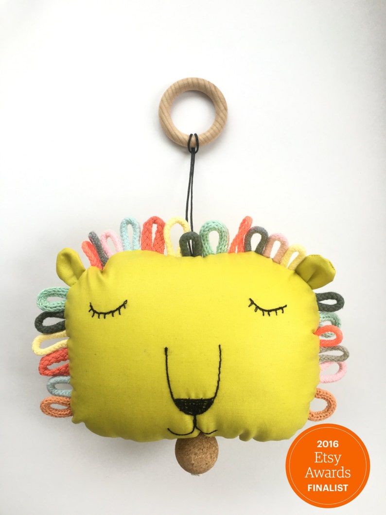 musical pull string crib toy lion image 2