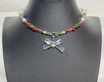 Weihnachtshalskette, Handgemachter Schmuck, Grüne und Rote Perlen Halskette, Choker, Bogen Halskette, Weihnachtsgeschenk, Festlicher Urlaub Schmuck, Geschenke