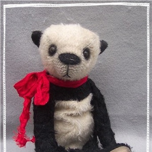 Panda Bear PDF Sewing Pattern Artist Teddy Bear INSTANT DOWNLOAD Well Loved Primitive Vintage Style Mohair Panda Bear Sudko By Kim Endlich