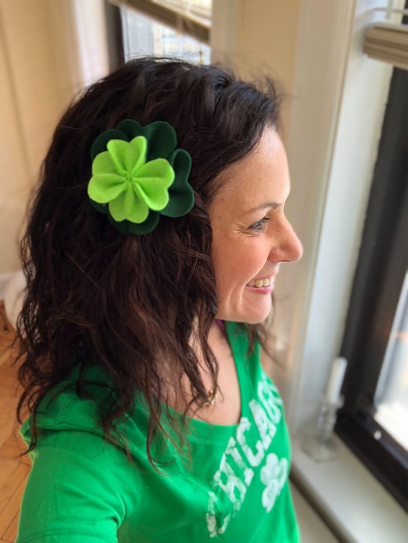 ShamrockClover Clip for hair or clothes