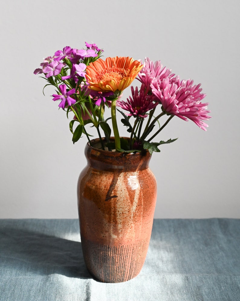 Handgemachte Keramik Shino Keramik Vase, 16,5 cm hoch, Keramikvase, kreative Keramik, Keramikkunst Bild 2