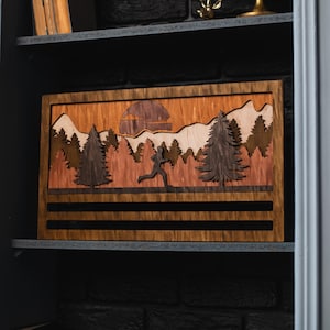 Running medal display holder, Medal hanger for runners, Runner medal display, Custom medal holder, Wood medal hanger, Marathon runner gift