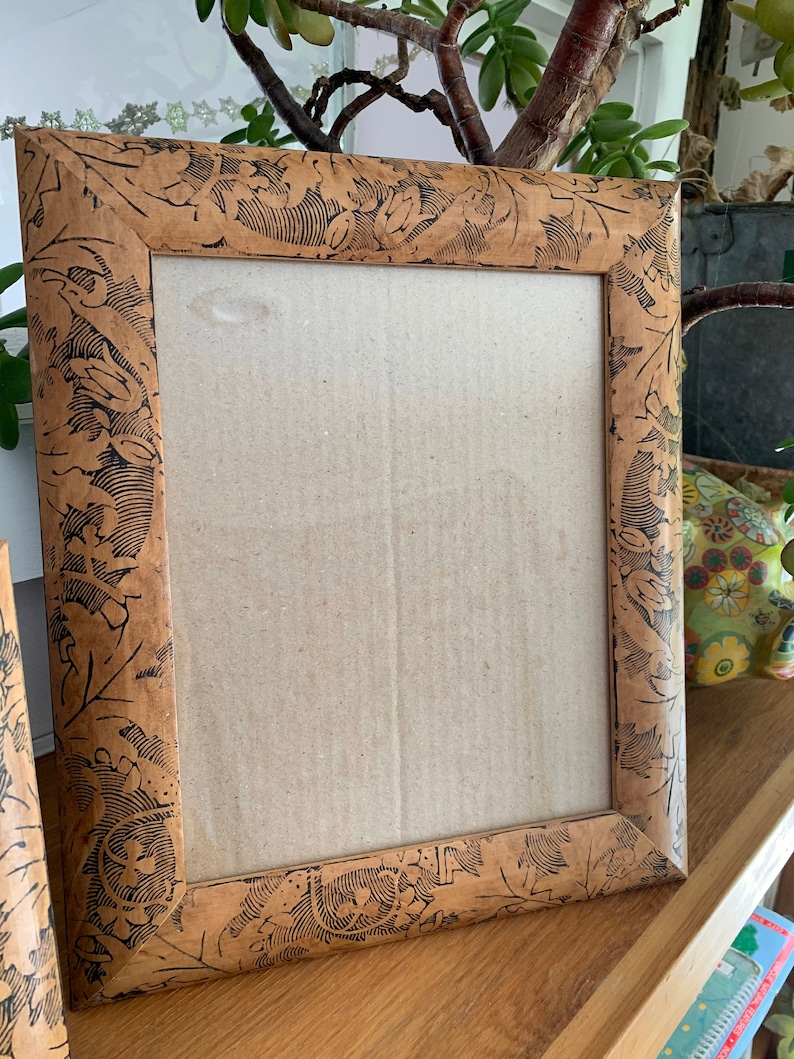 Beautiful Light Wood Etched Picture Frame SHAMROCKS 8 X 10
