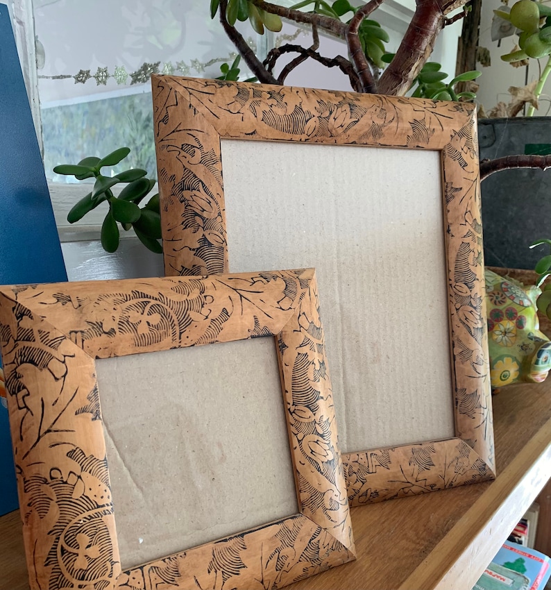 Beautiful Light Wood Etched Picture Frame SHAMROCKS 8 X 10