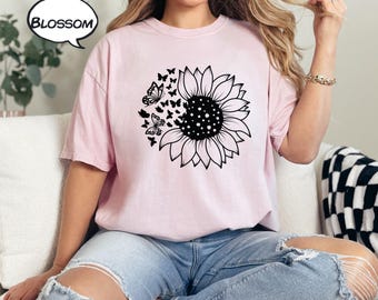 Comfort Colors® Vintage Flowers Shirt, Daisy T-Shirt, Sunflower Shirt, Retro Flower Shirt, Floral Shirt, Nature Lover Gift