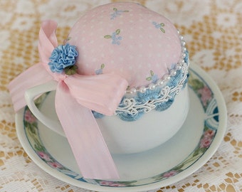 Jane ................. Vintage Demitasse Pincushion