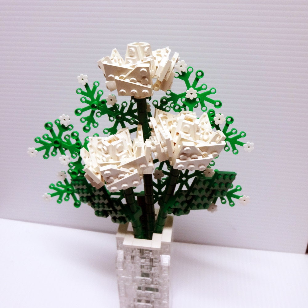 Custom Bouquet of White Roses and Baby's Breath - Etsy Denmark