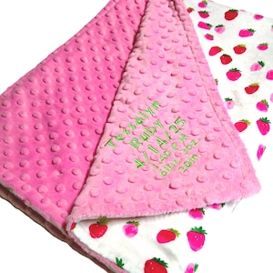 Strawberry Blanket, Personalized Pink Strawberries Throw, Embroidered Name Blanket, Fruit Home Decor, Summer Blanket for Baby Girl or Boy