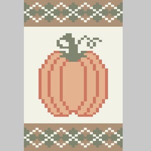 Op de afbeelding: Een rechthoekige wandhanger met een pixel art pompoen in oranje en groene tinten, gecentreerd op een crèmekleurige achtergrond. De boven- en onderranden tonen een geometrisch ruitpatroon van bruine, groene en witte pixelvierkantjes.