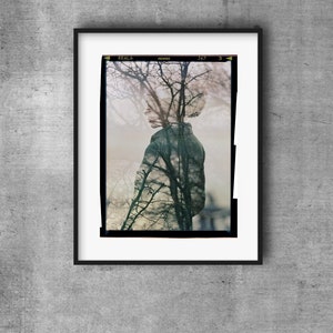Stampa giclée d'arte, fotografia, poetica, donna, alberi, grande arte, arte della parete, autunno, casa, ritratto, arredamento per l'ospitalità, poster, astratto