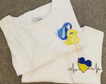 T-shirts with hand-painted Ukrainian style, support for Ukraine, gift for hosts