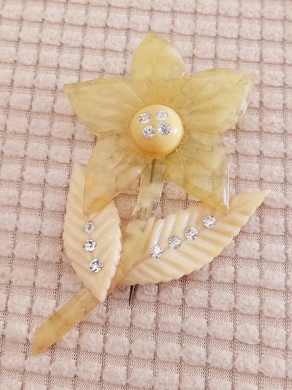 Vintage Costume Jewelry Carved Celluloid Flower B… - image 3